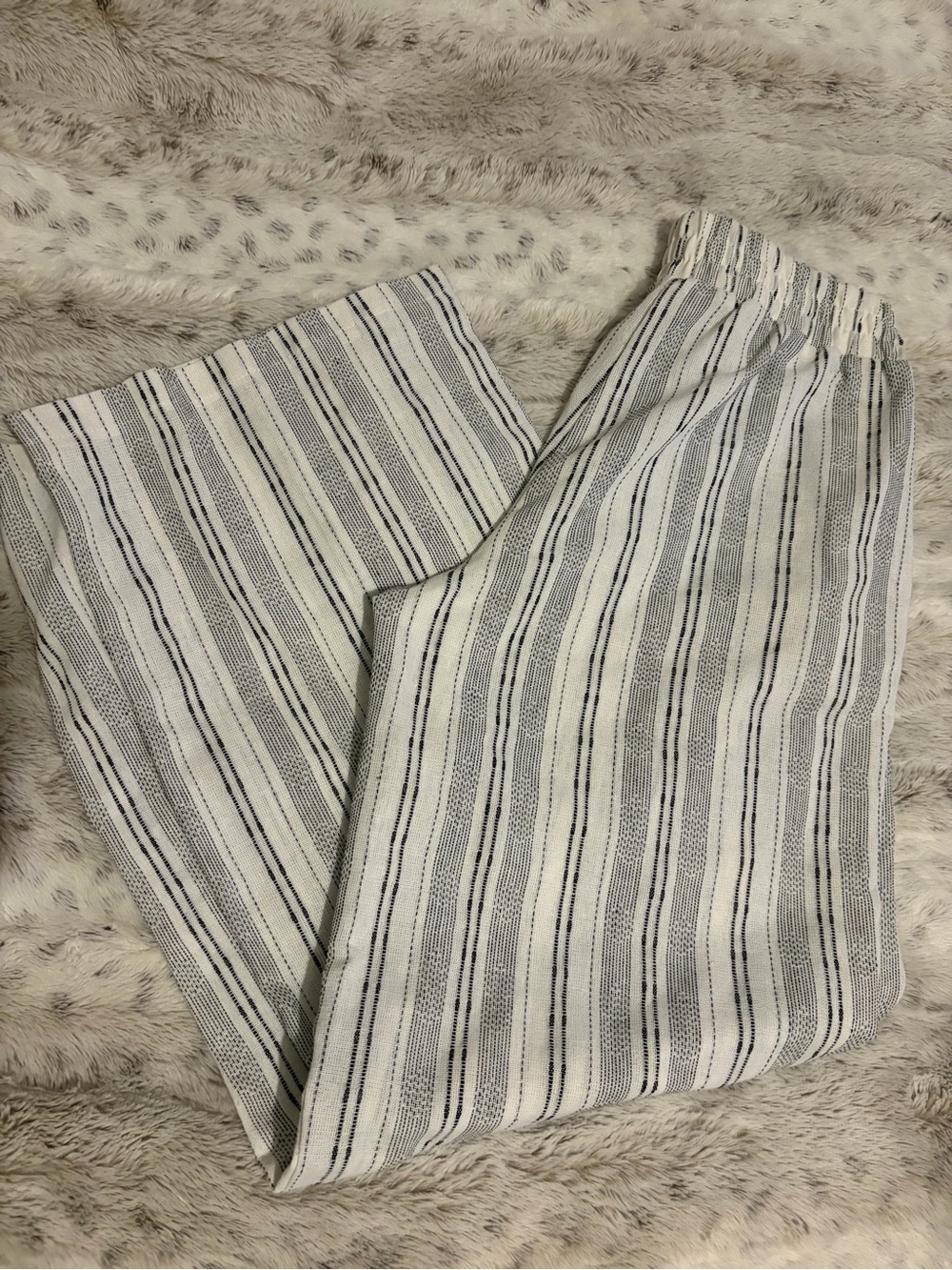 Sienna Sky White and Black Striped Linen-Blend Wide Leg Pants - Picture 2 of 4